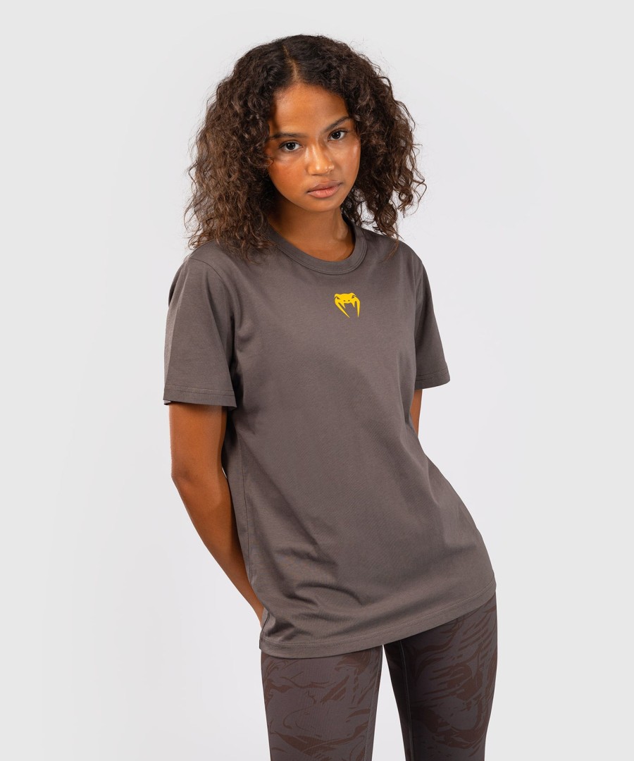 ufc fusion by venum fight week women short sleeve cotton t-shirt - solid earthen brown