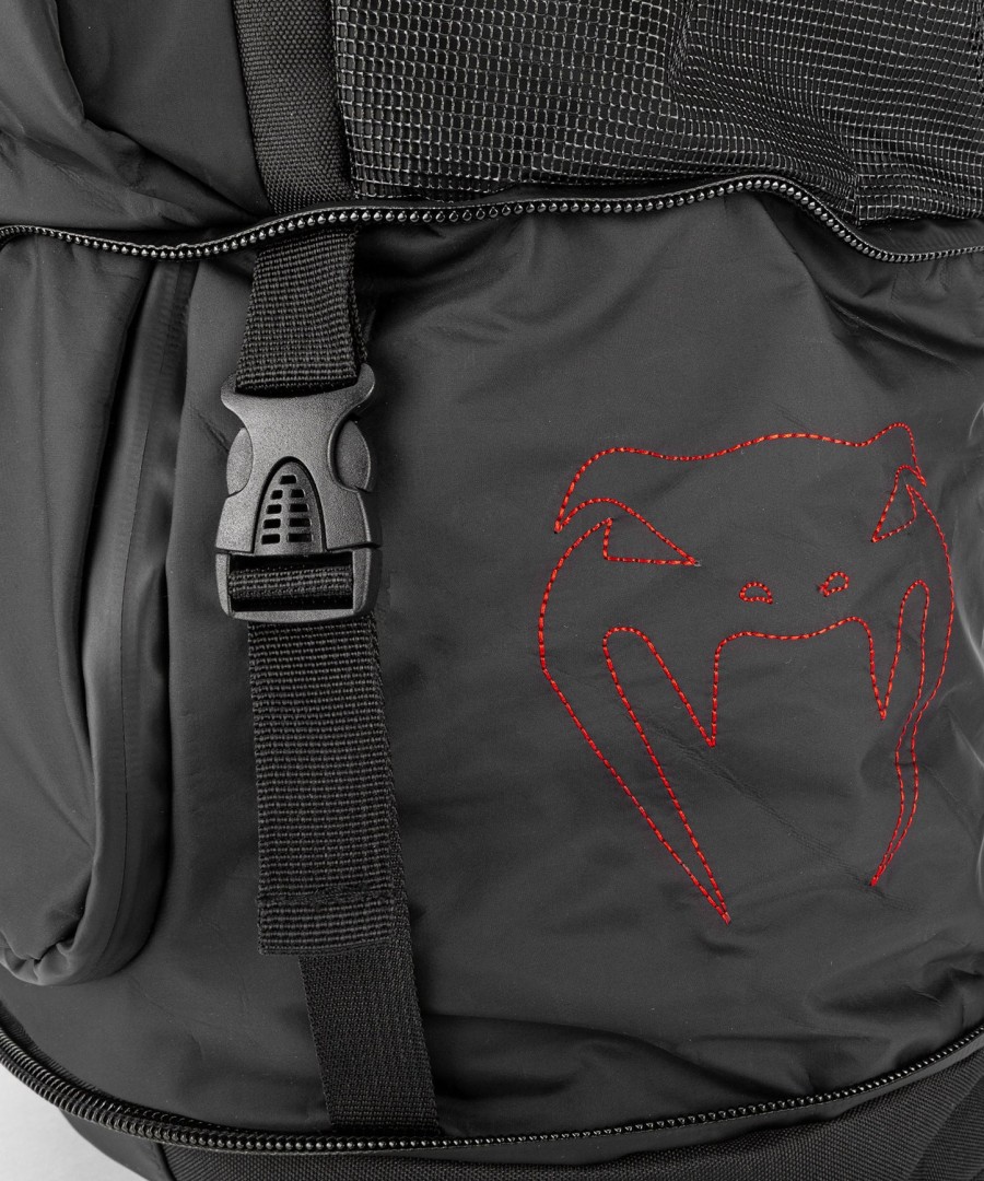 venum challenger xtrem evo backpack - blackred