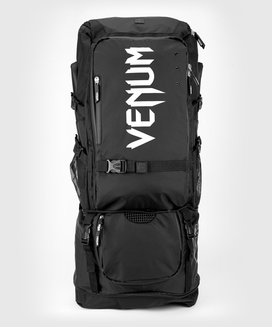 venum challenger xtrem evo backpack - blackwhite