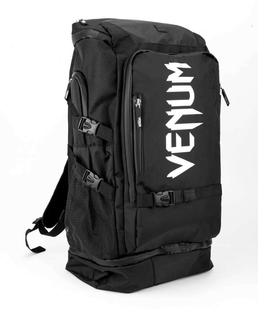 venum challenger xtrem evo backpack - blackwhite