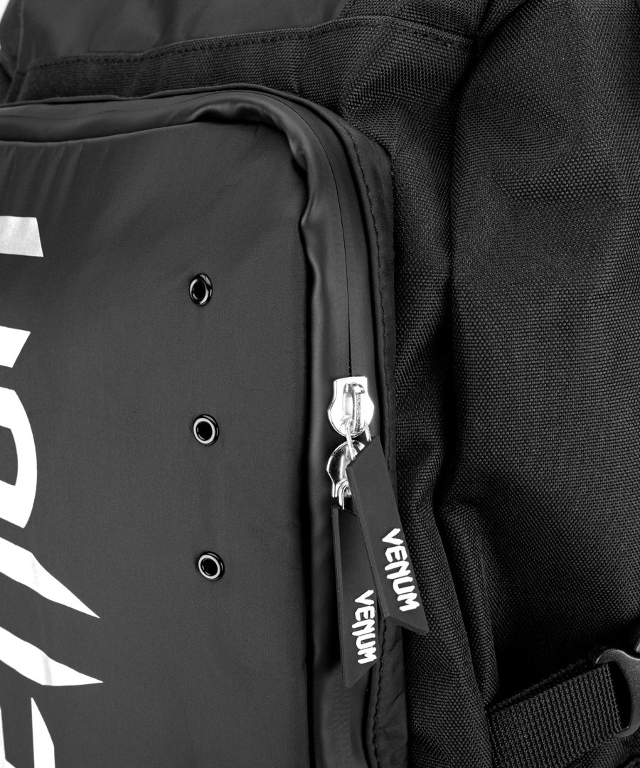 venum challenger xtrem evo backpack - blackwhite