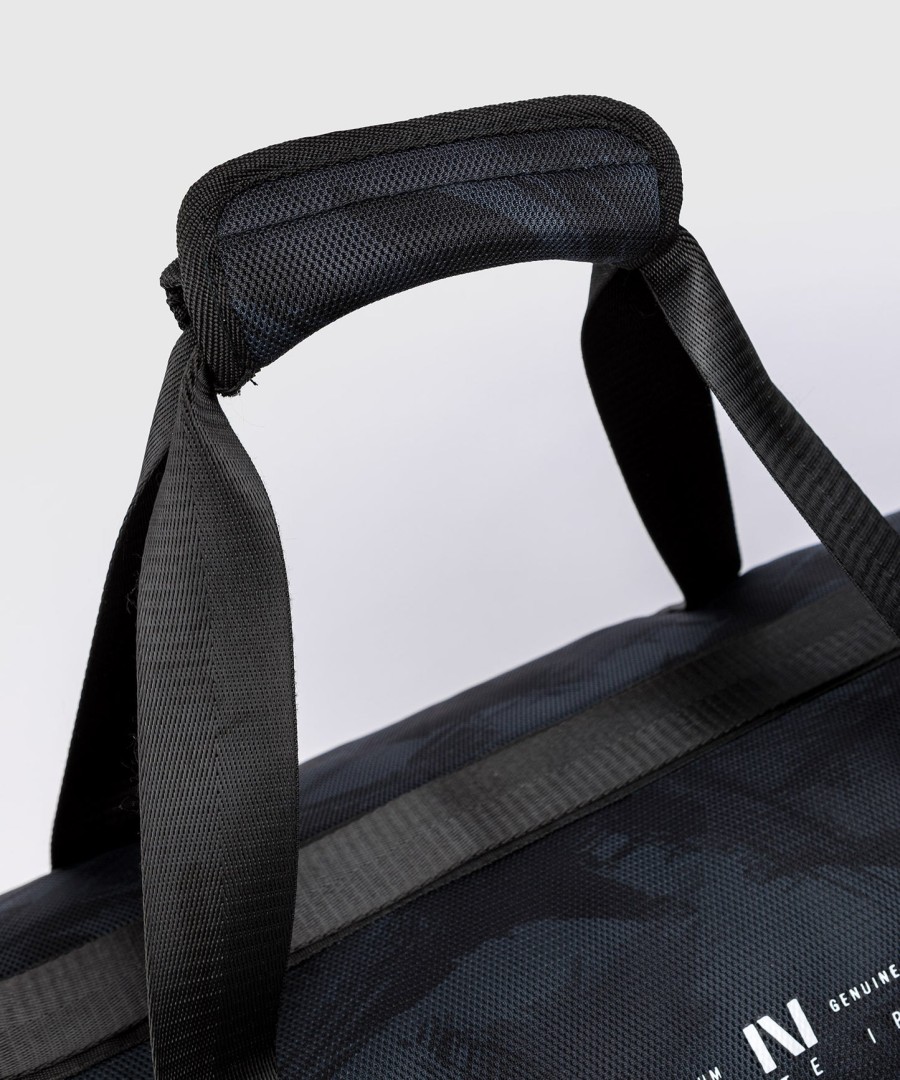 venum electron 3.0 sport bag - black
