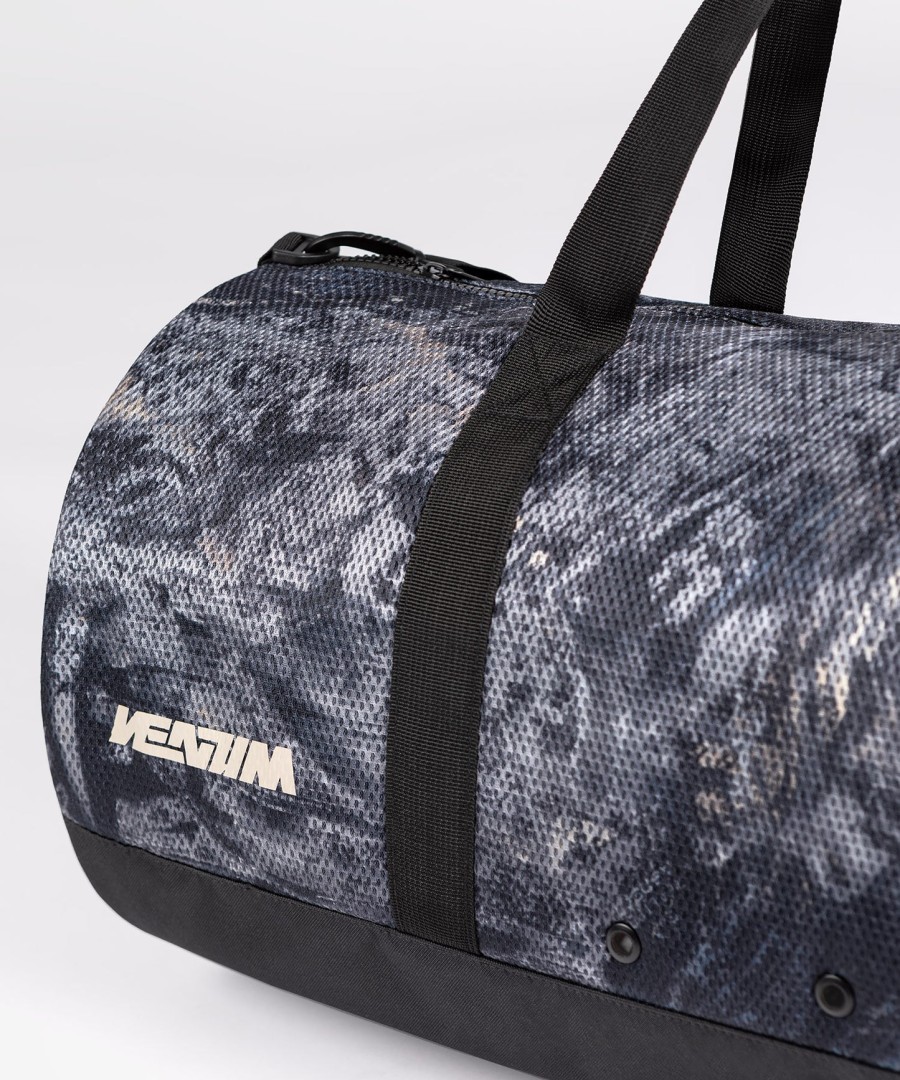 venum laser xt realtree duffle bag - dark camogrey