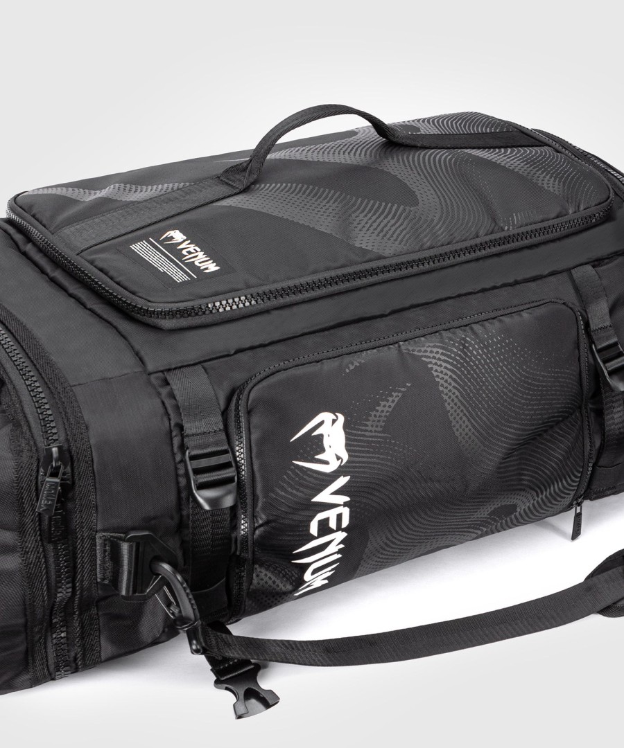 venum trainer hybrid sports bag - black