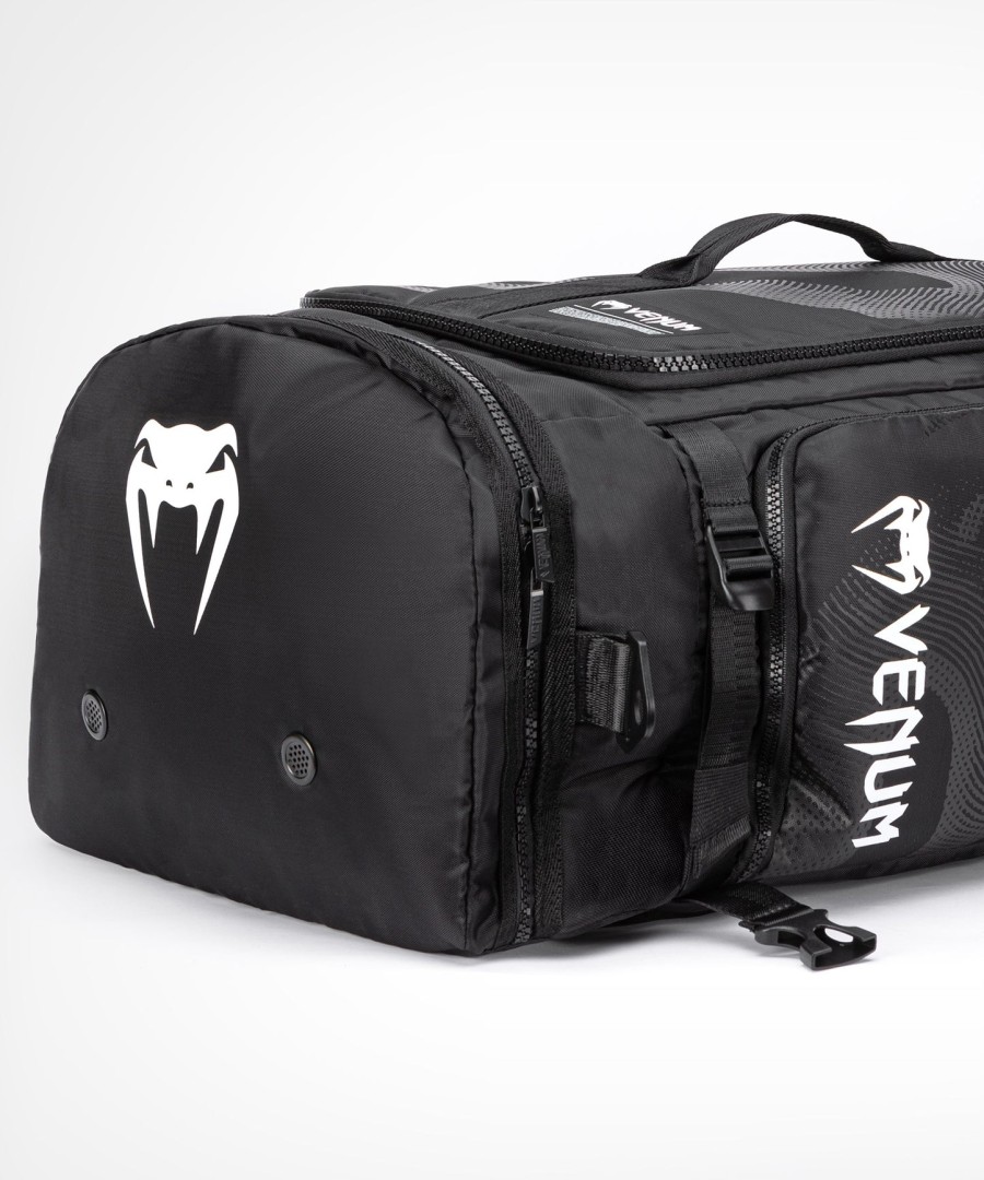 venum trainer hybrid sports bag - black