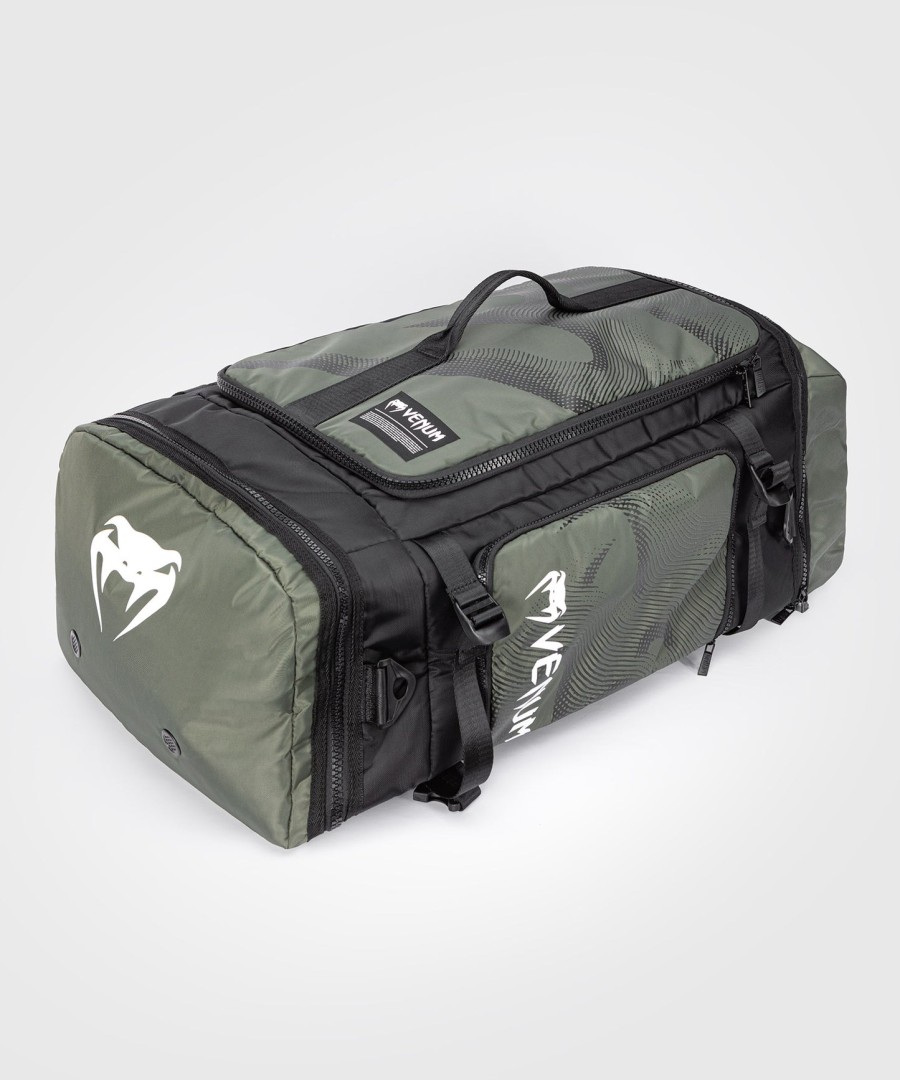venum trainer hybrid sports bag - army green