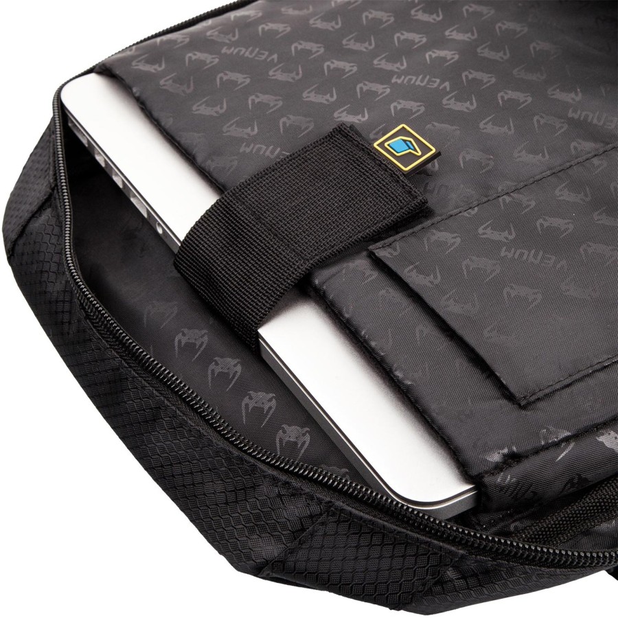 venum challenger pro backpack - blackgold
