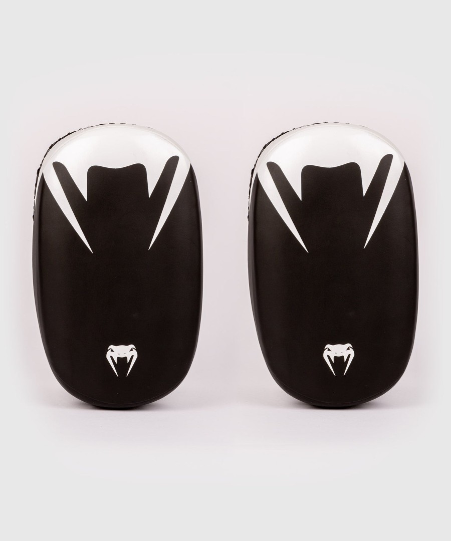 venum kick boxing 2.0 micro fiber paos - blackwhite