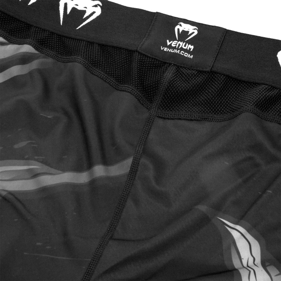 venum devil compression tights - whiteblack