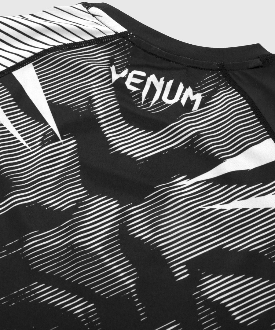 venum nogi 2.0 rashguard - short sleeves - blackwhite