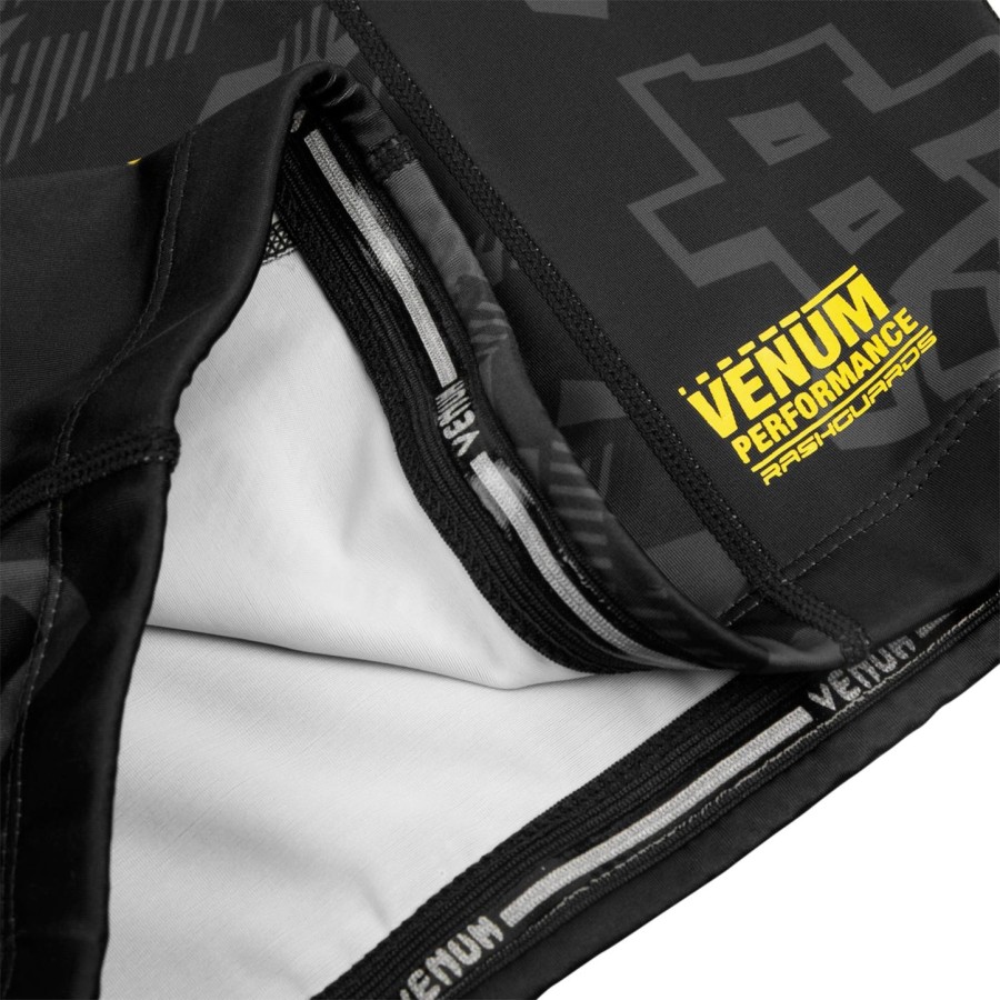 venum okinawa 2.0 rashguard - long sleeves - blackyellow