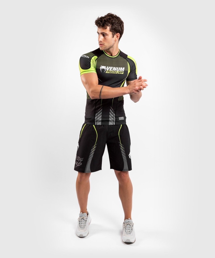 venum training camp 3.0 rashguard - short sleeves