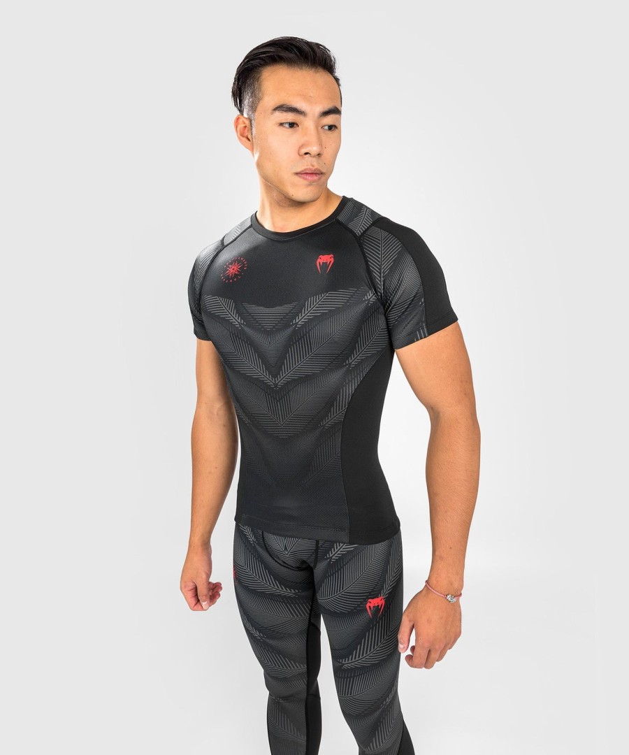 venum phantom rashguard short sleeves - blackred