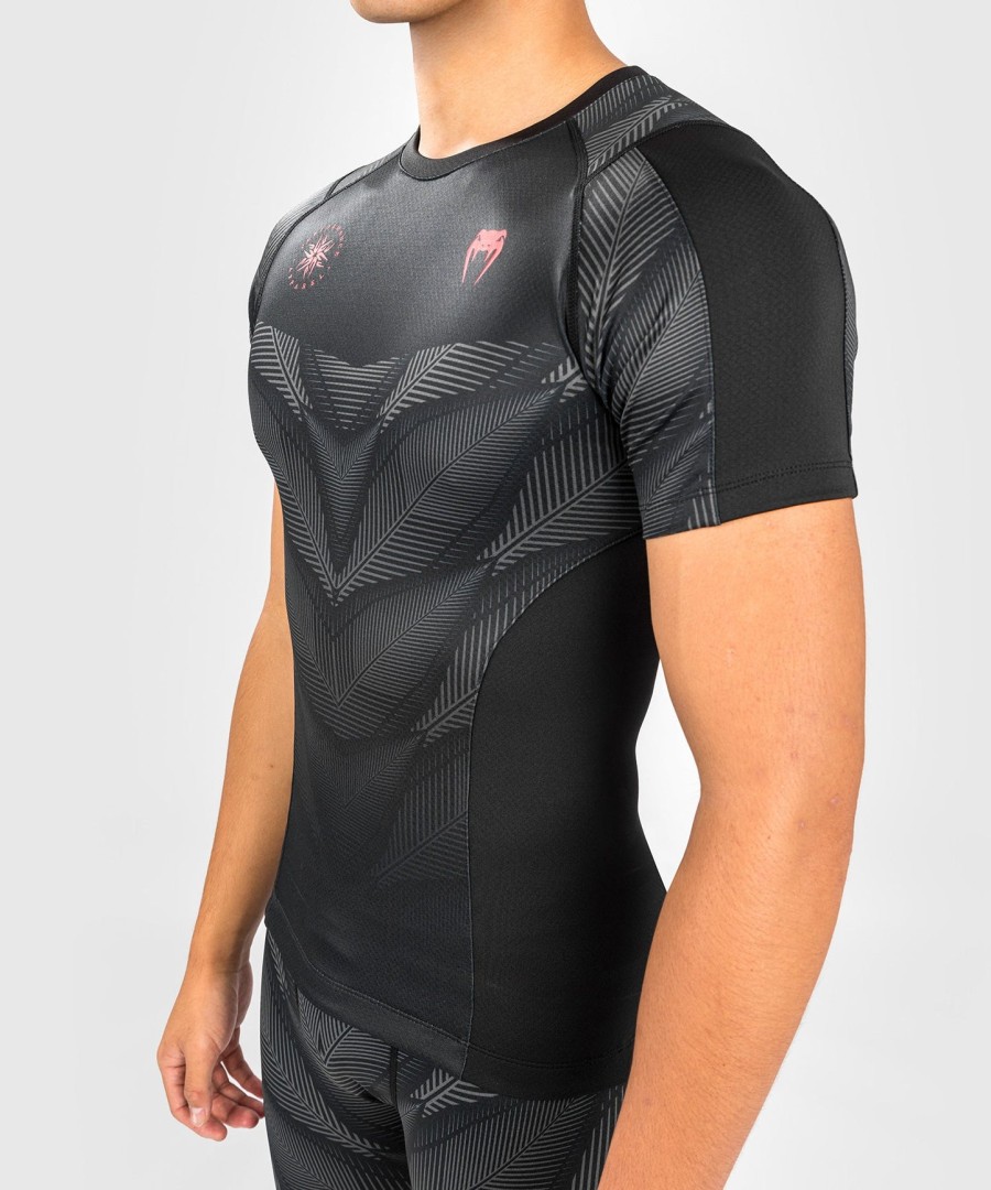 venum phantom rashguard short sleeves - blackred