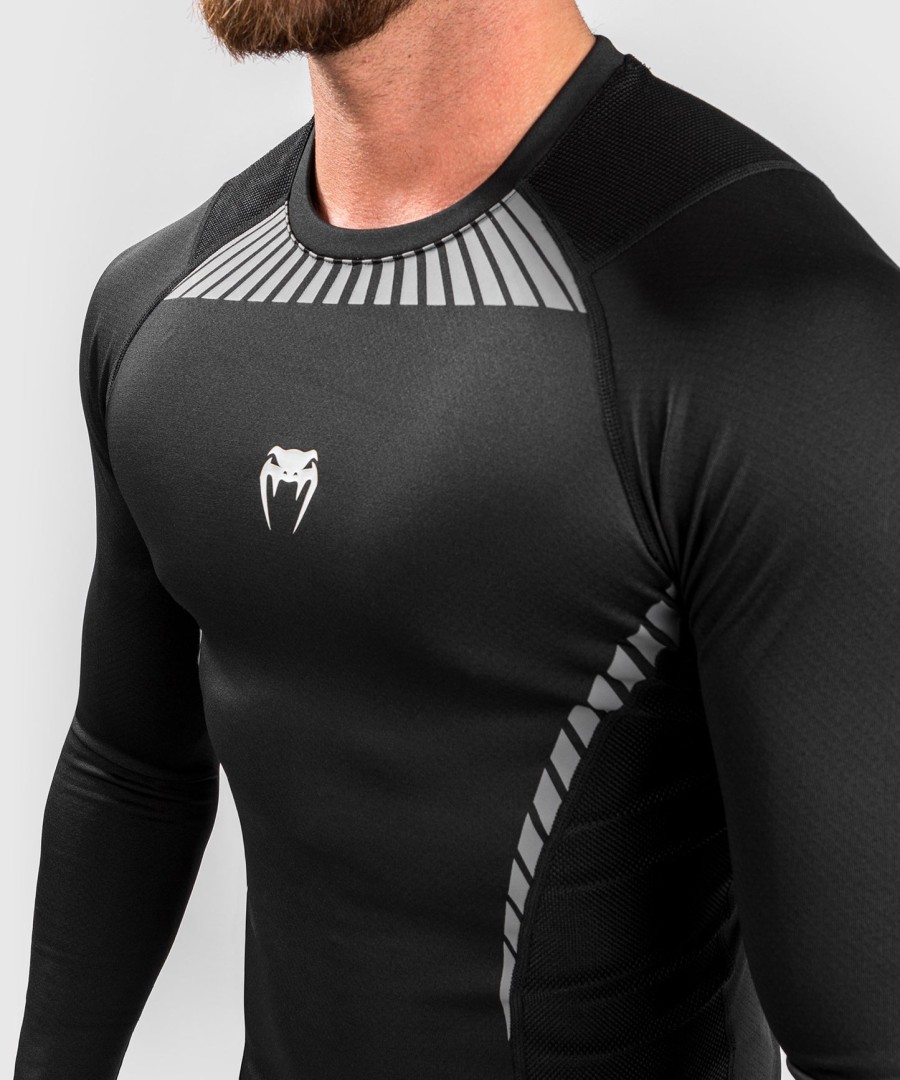 venum jaws 2.0 long sleeves rashguard