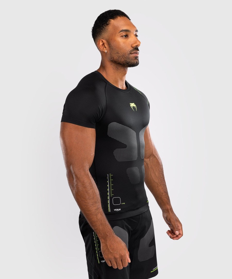 venum training camp 4.0 short sleeve rashguard - blackneon green