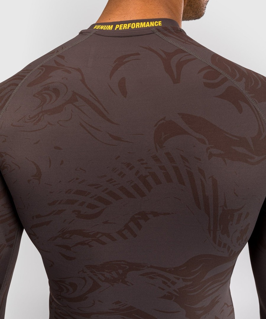 ufc fusion by venum fight week men performance long sleeve rashguard - earthen brown