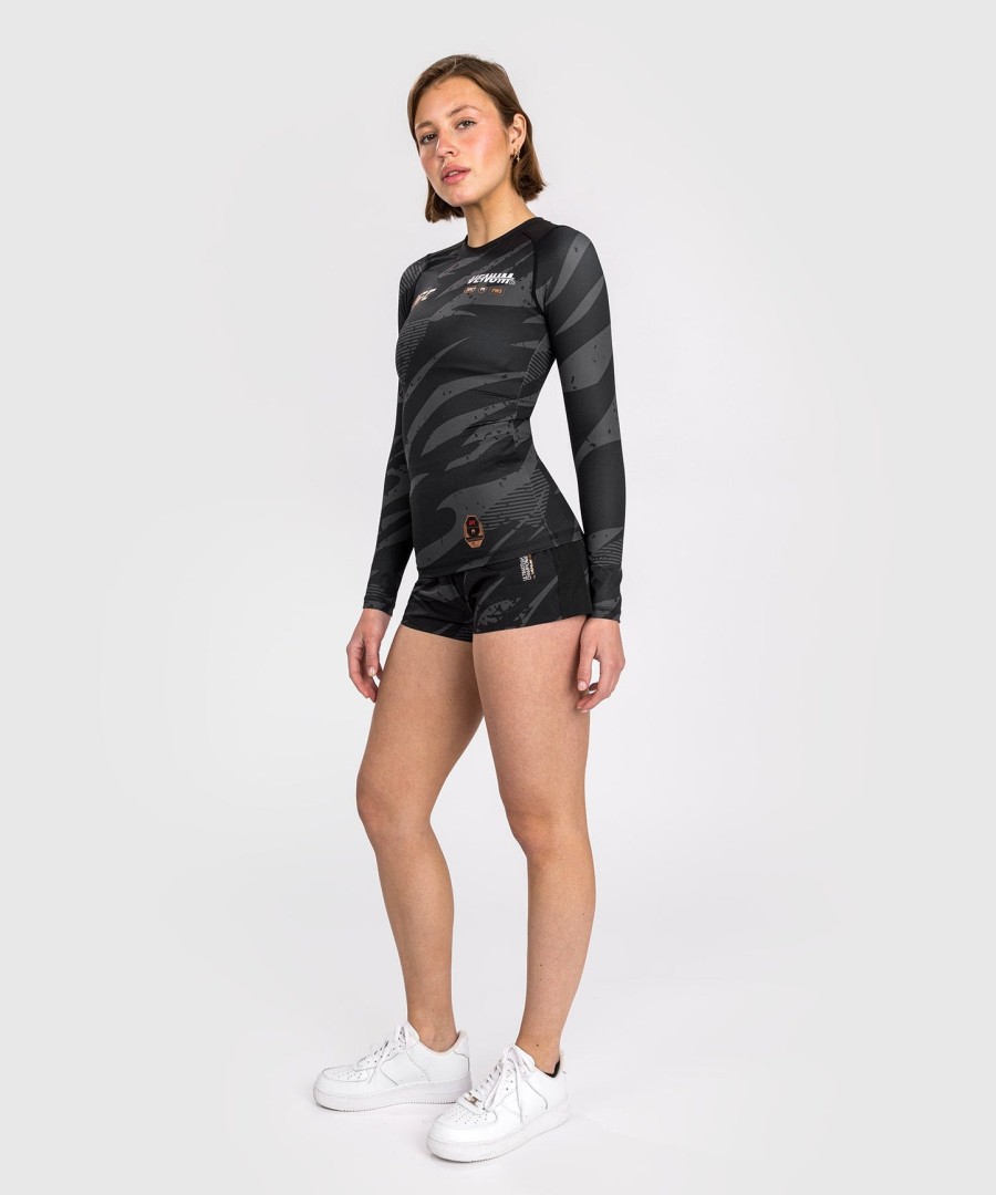 ufc adrenaline by venum fight week women performance long sleeve rashguard - urban camo