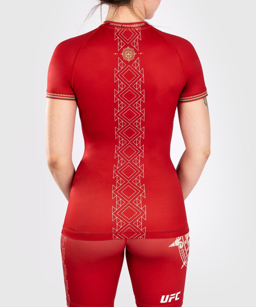 noche ufc by venum authentic fight night women performance short sleeve rashguard - red
