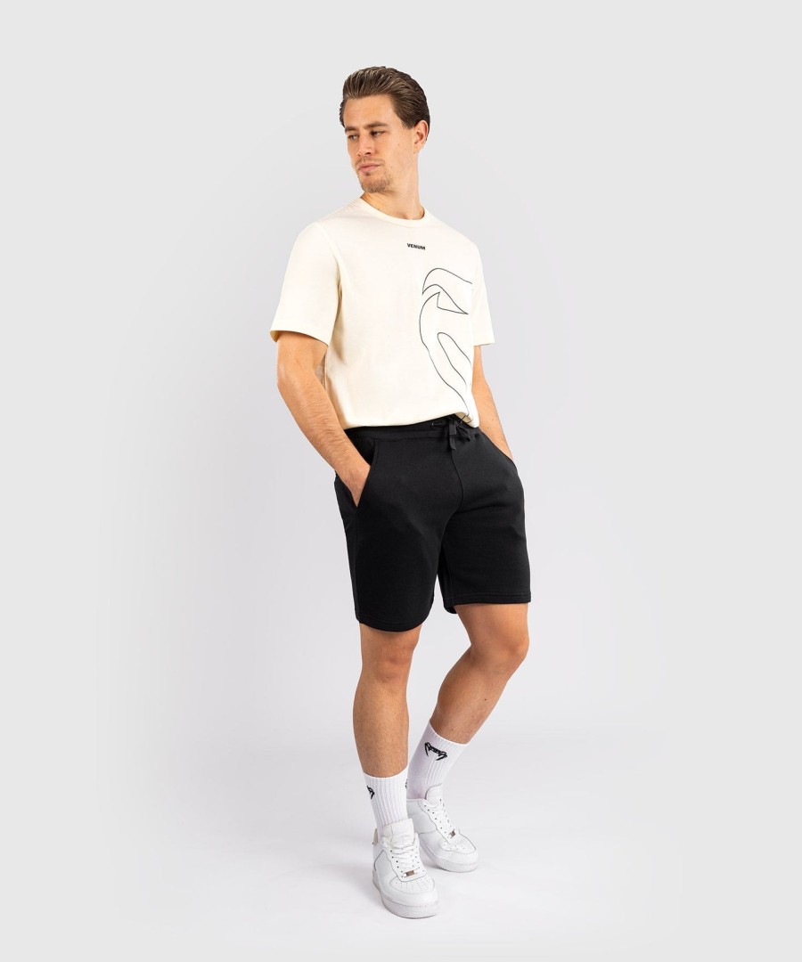 venum classic shorts - black
