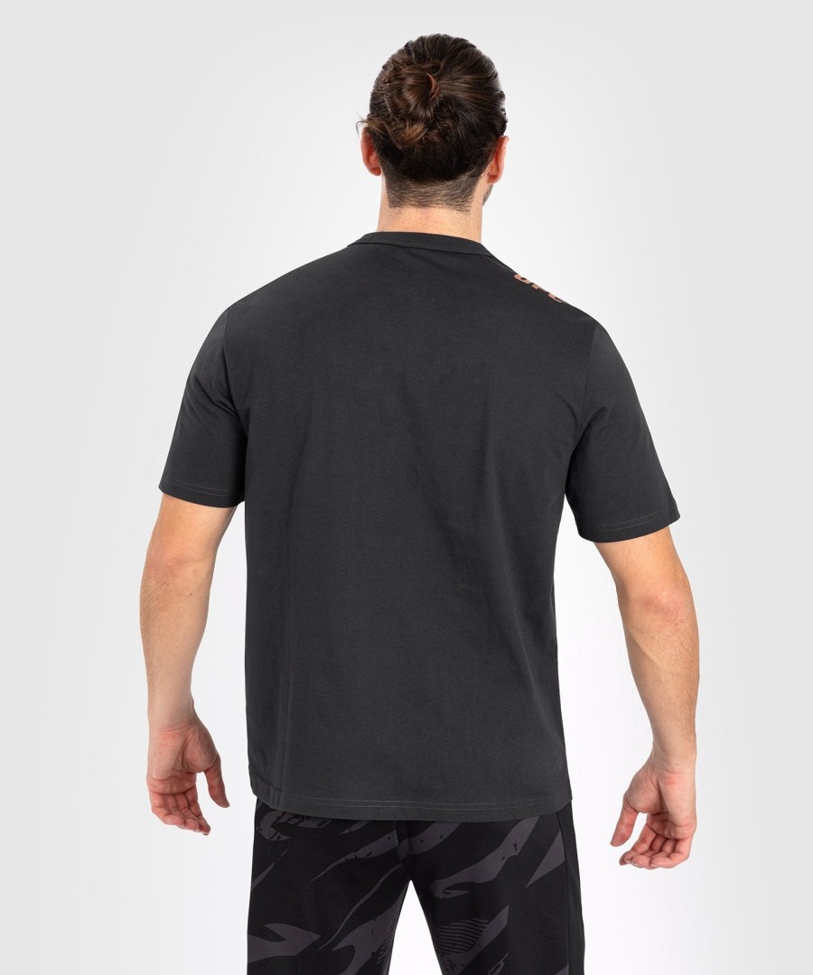ufc adrenaline by venum fight week men short sleeve t-shirt - charcoal grey