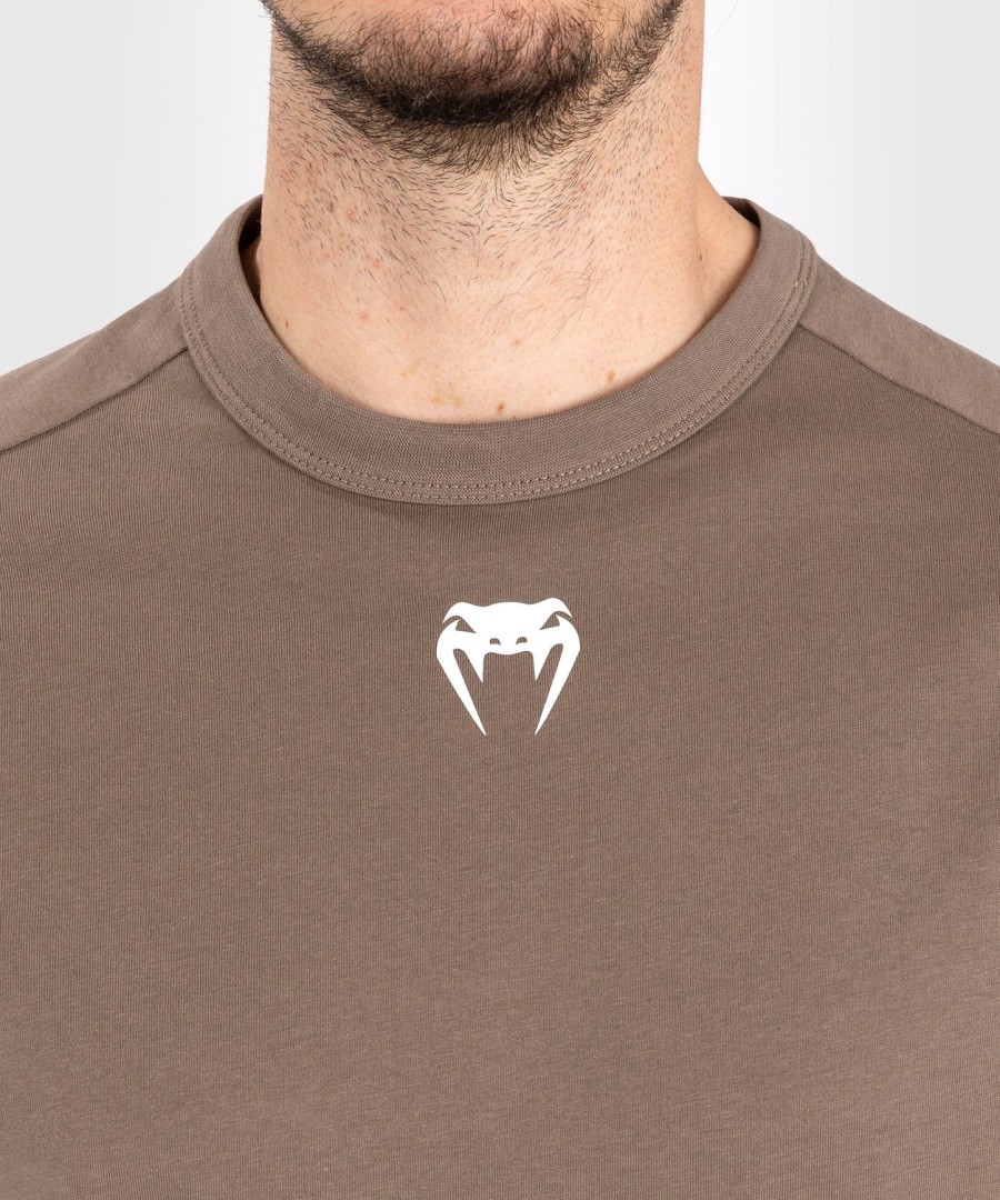 ufc adrenaline by venum fight week men long sleeve t-shirt - bronze