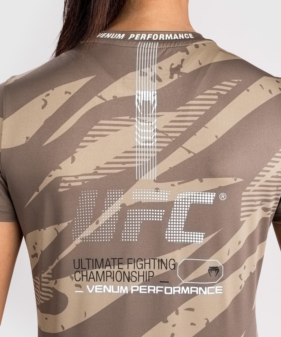 ufc adrenaline by venum fight week women dry-tech t-shirt - desert camo