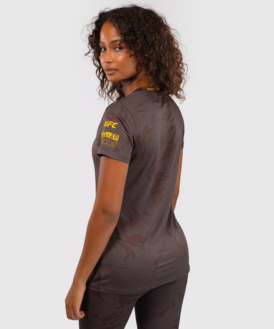ufc fusion by venum fight week women dry-tech t-shirt - earthen brown