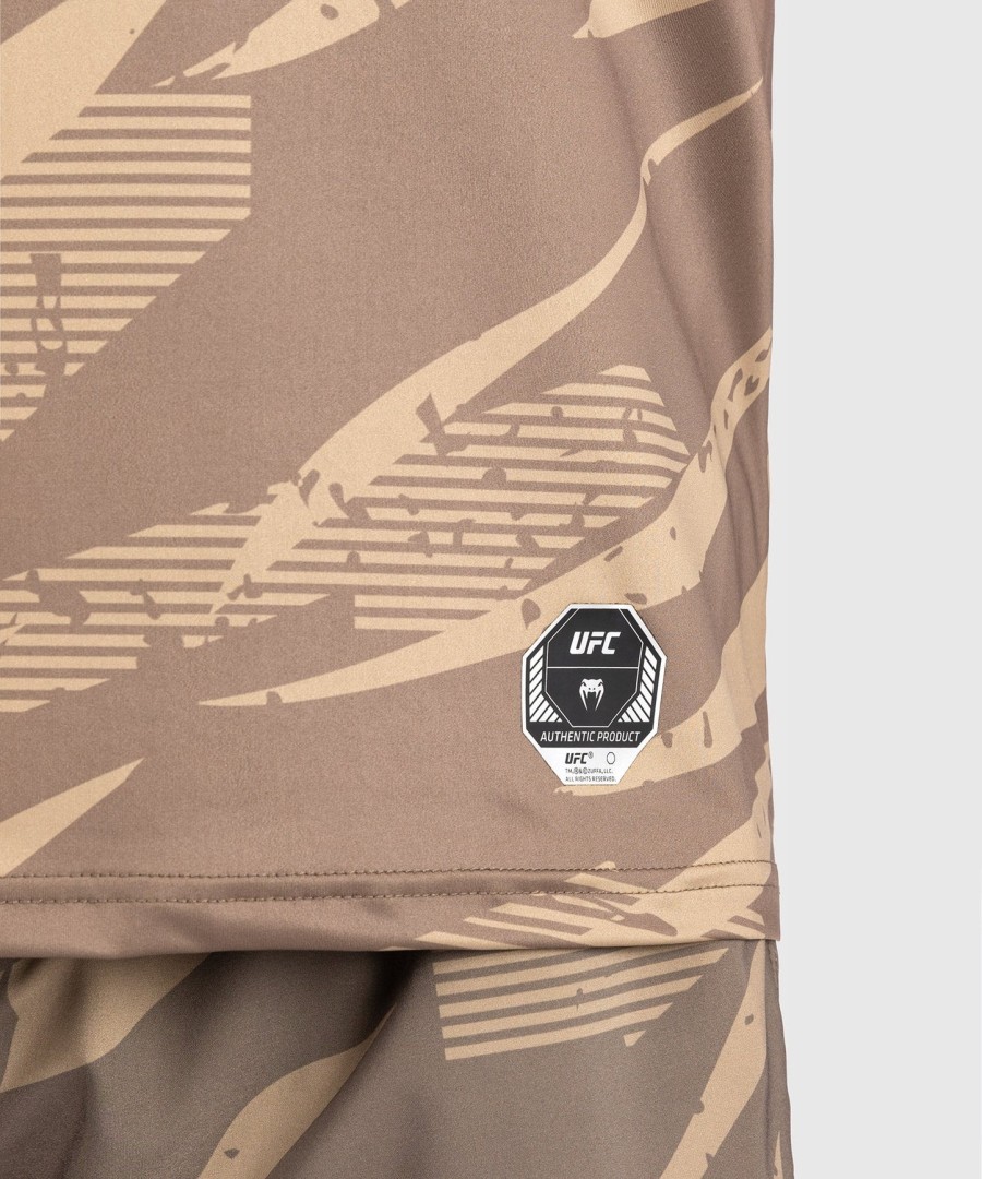 ufc adrenaline by venum men fight week dry-tech t-shirt - desert camo