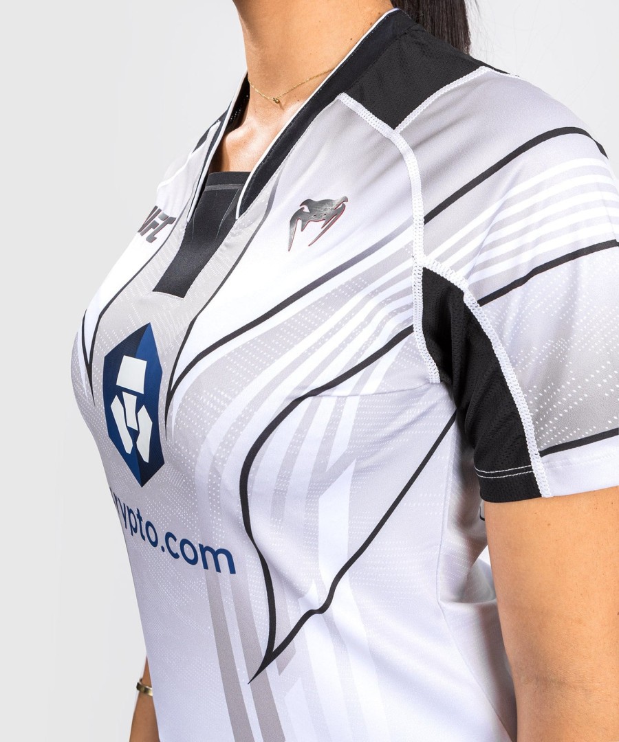 ufc venum authentic fight night 2.0 kit by venum women walkout jersey - white