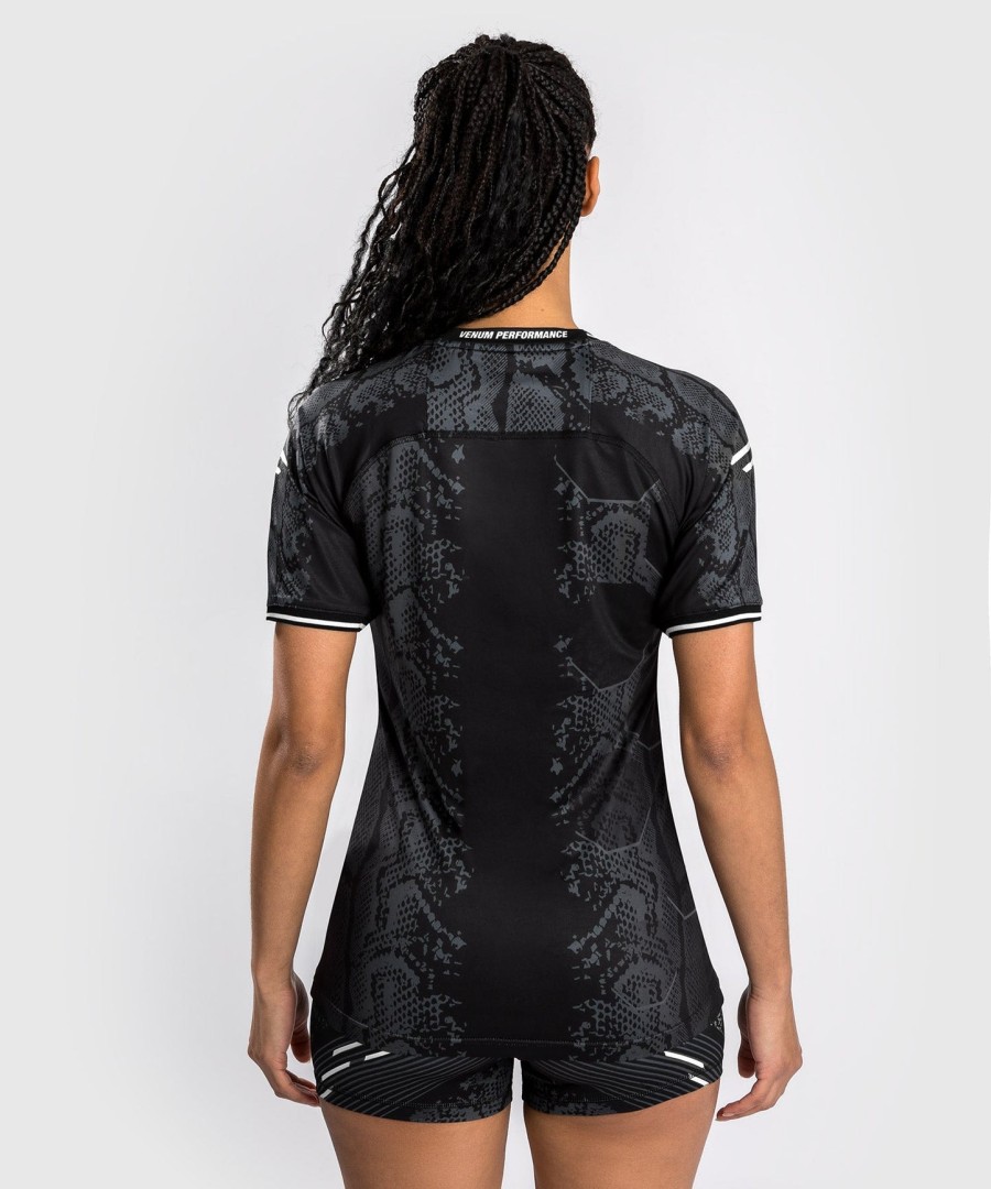 ufc adrenaline by venum authentic fight night women walkout jersey - black