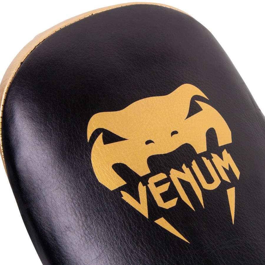 venum kick pads leather-blackgold