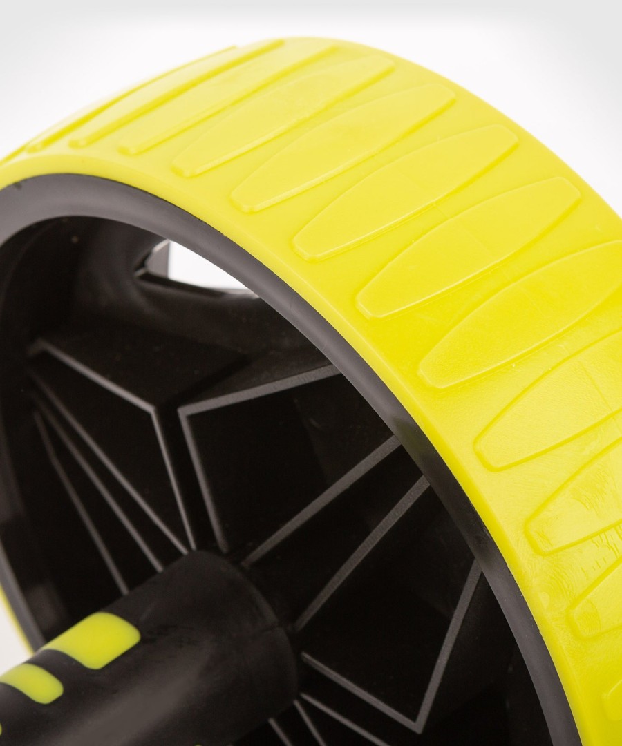 venum challenger abs wheel