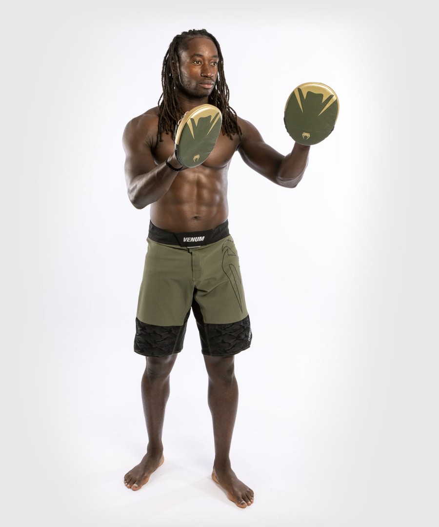 venum pro boxing flat punch mitts pair - khakigold