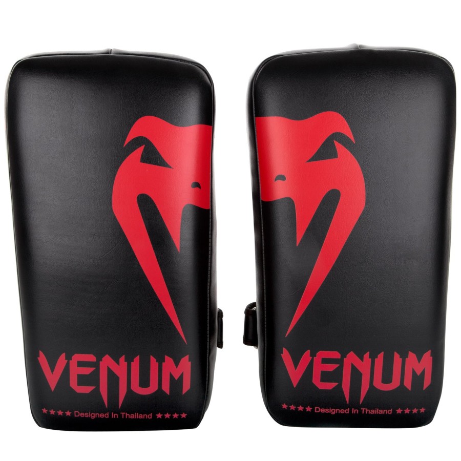 venum giant kick pads - blackred pair