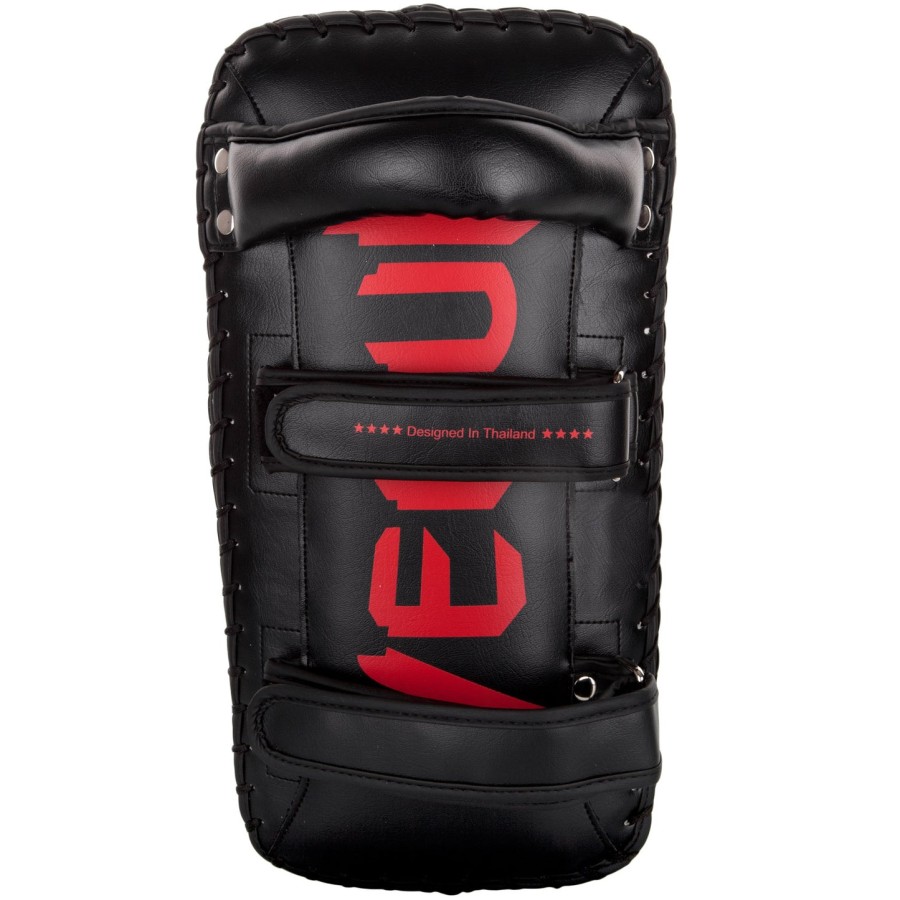 venum giant kick pads - blackred pair