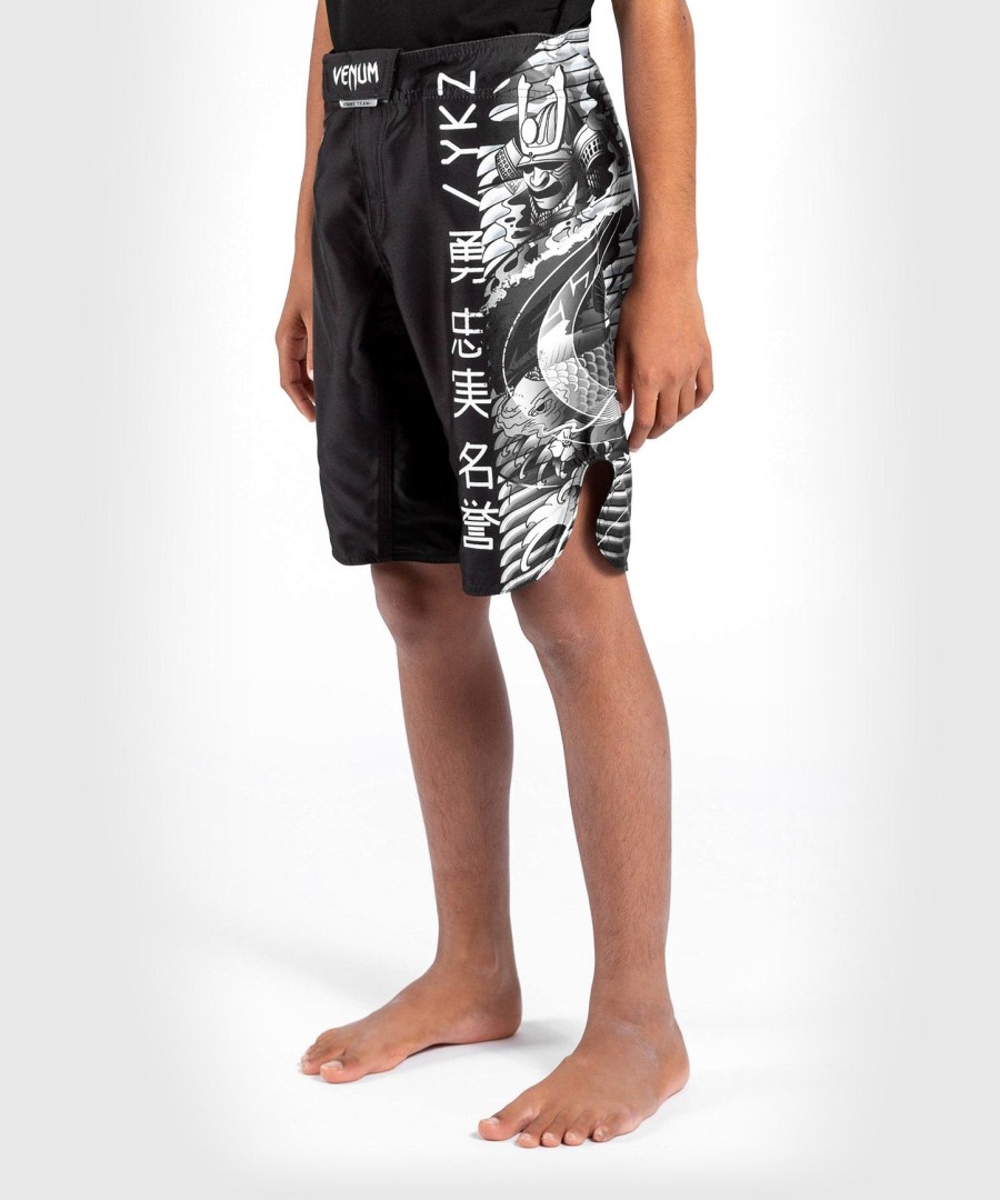 venum ykz21 kids fightshorts – blackwhite