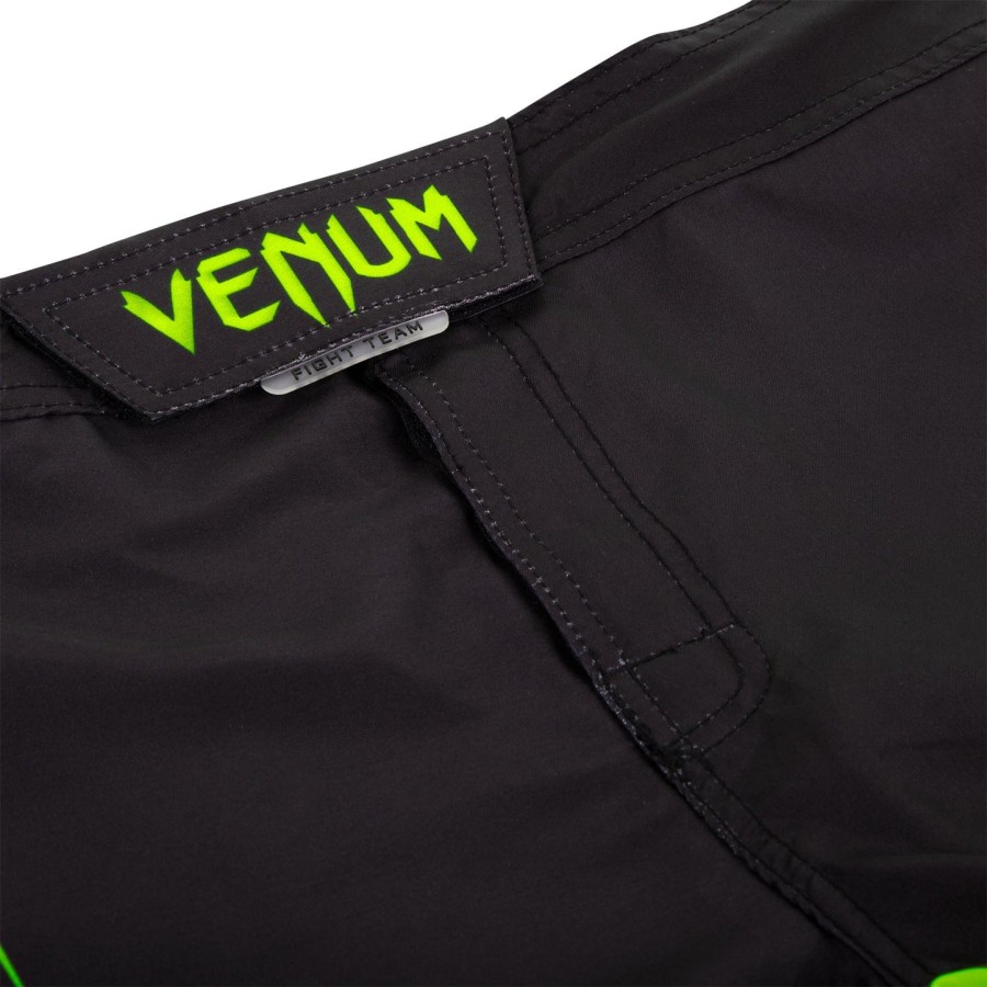 venum challenger fightshorts - blackneo yellow
