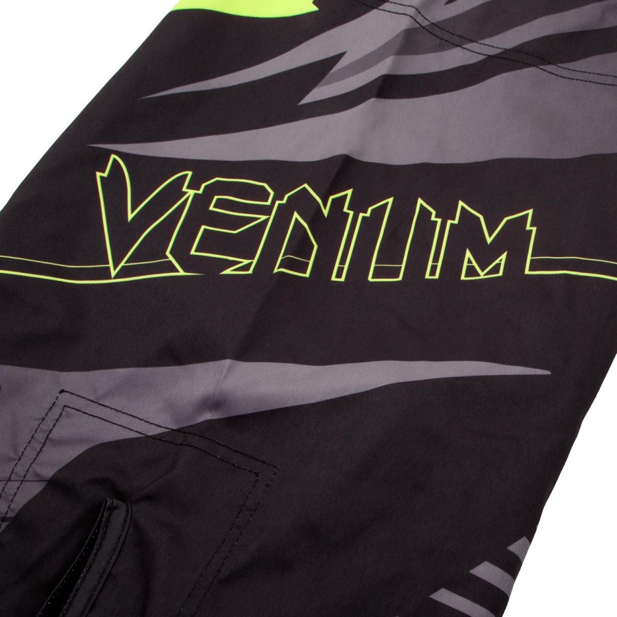 venum sharp 3.0 fightshorts - blackneo yellow