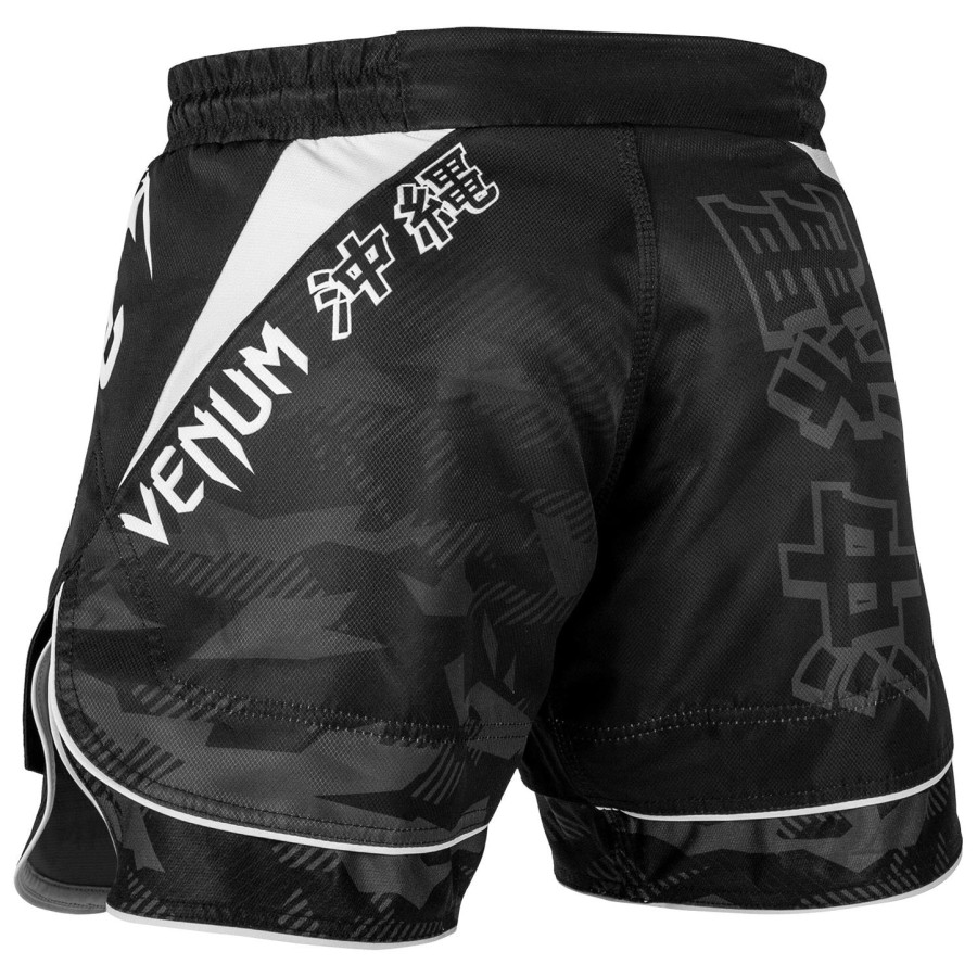 venum okinawa 2.0 fightshorts - blackwhite