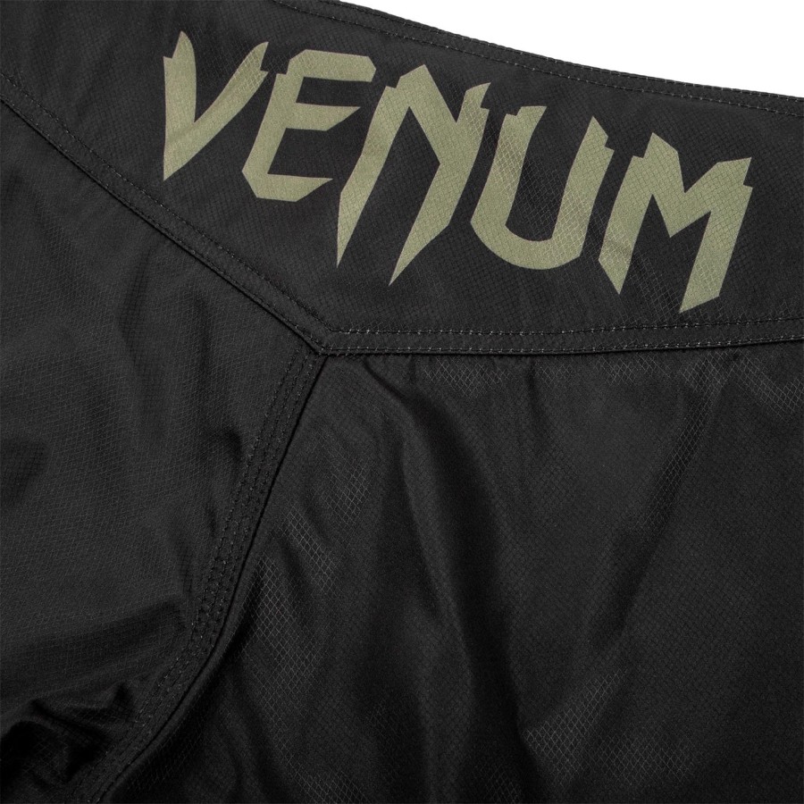 venum signature fightshorts - blackkhaki - exclusive