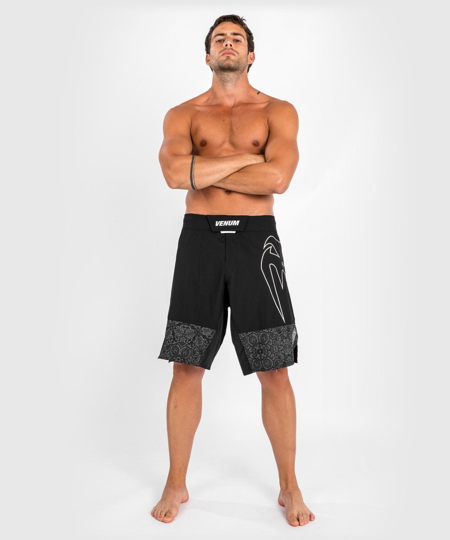 fightshorts light 4.0 venum - blackwhite