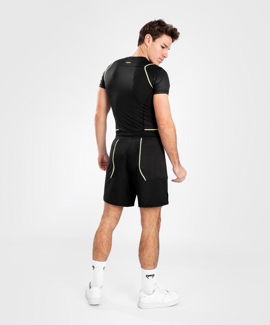 venum fusion 2.0 fightshort - blackyellow