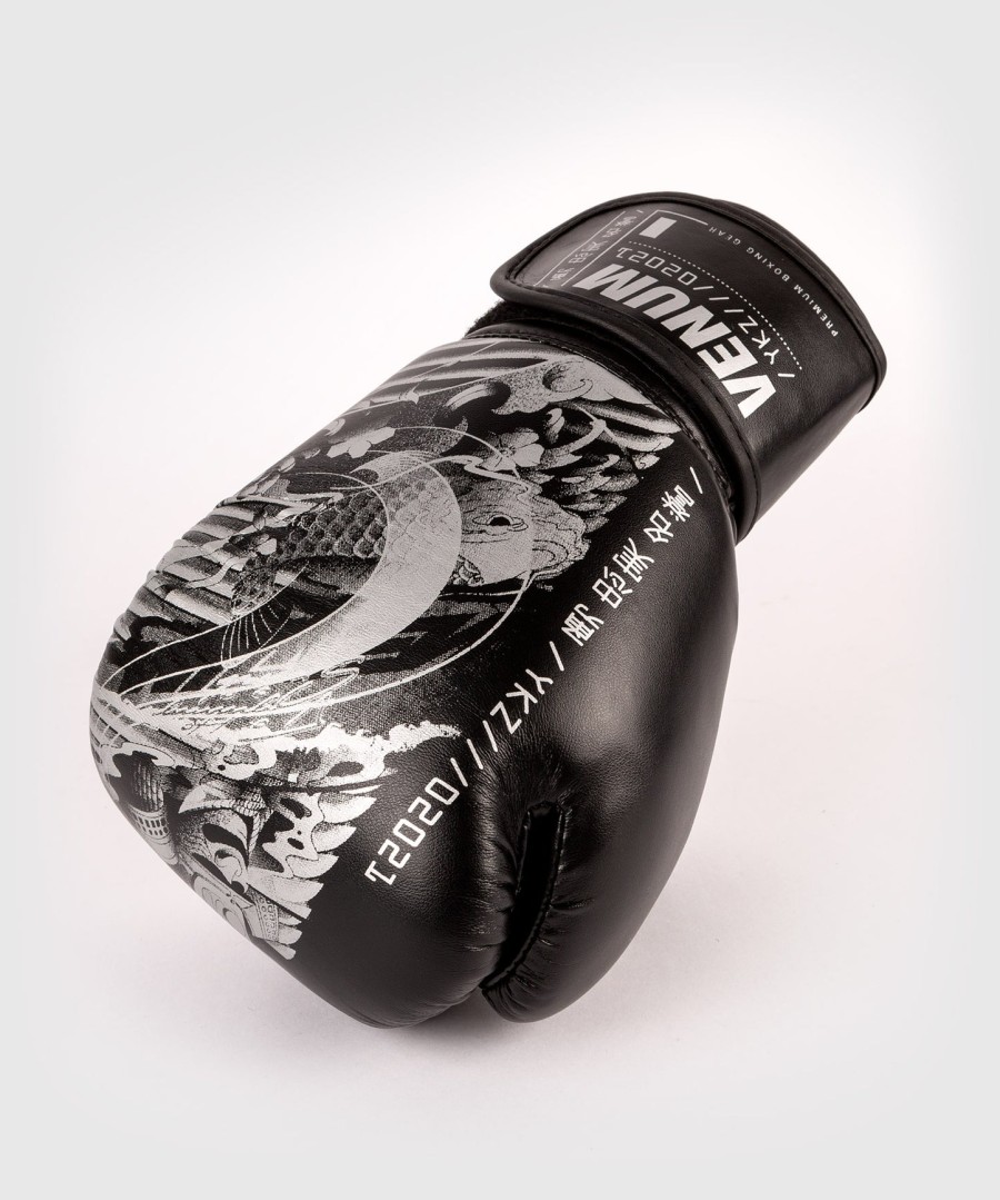venum ykz21 boxing gloves - for kids - blackwhite