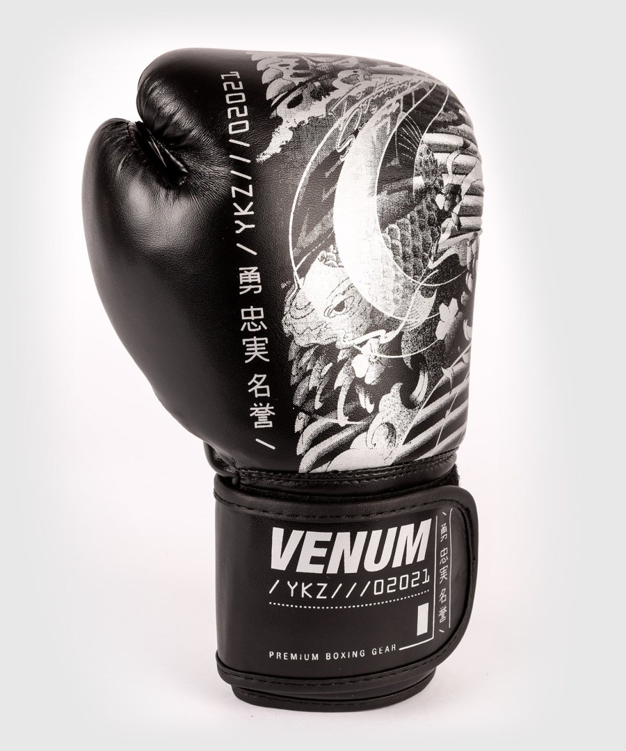 venum ykz21 boxing gloves - for kids - blackwhite