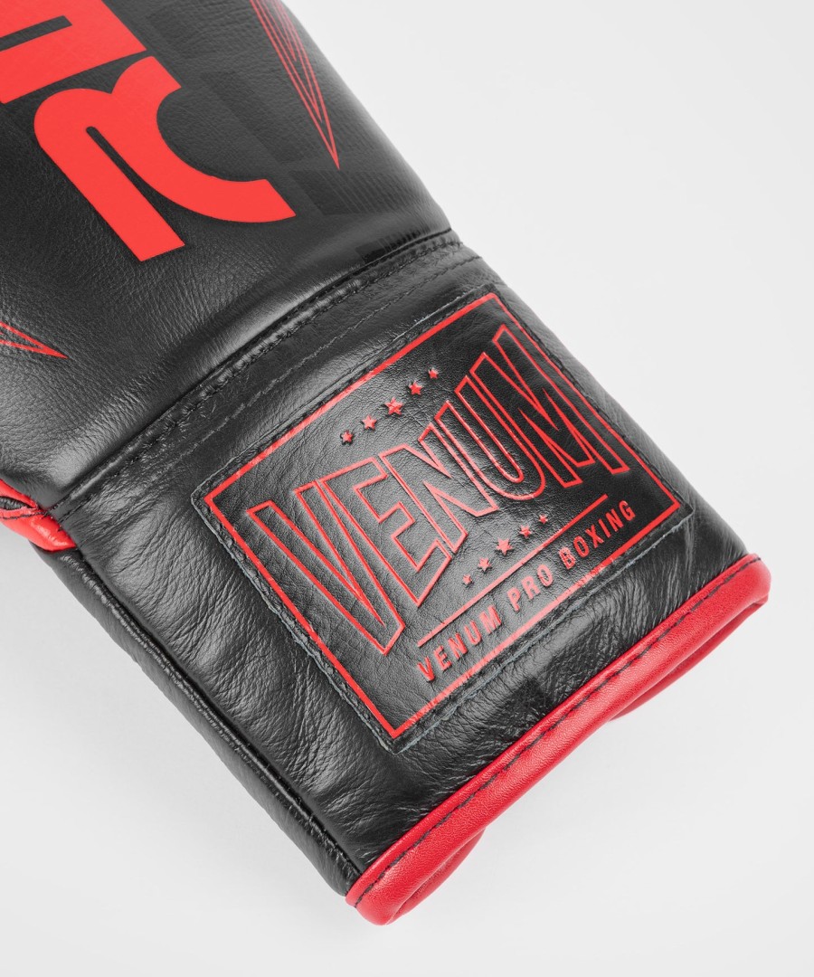 rws x venum official boxing gloves with laces - black