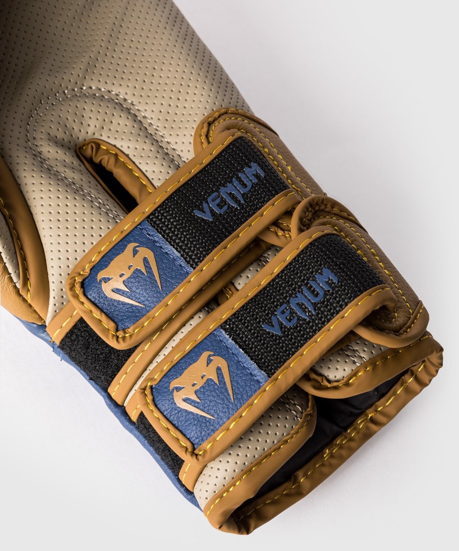 venum reverso boxing gloves - camel royal blue