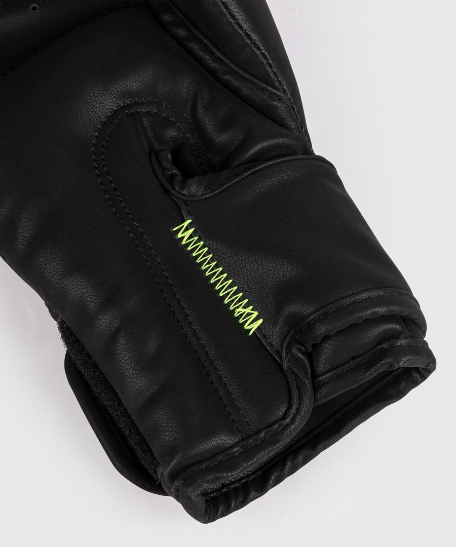 venum training camp 4.0 boxing gloves - blackneon green
