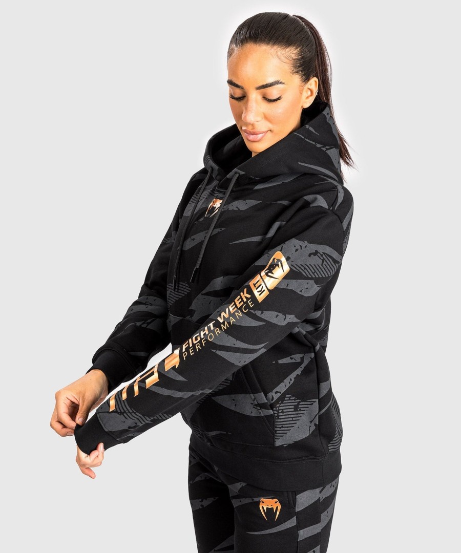 ufc adrenaline by venum fight week women pullover hoodie - urban camo