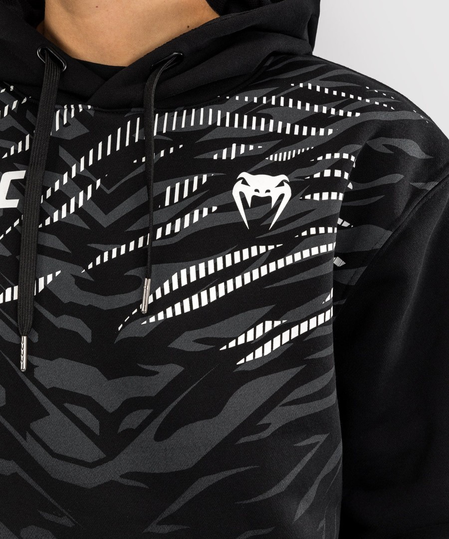 ufc fusion by venum women replica pullover hoodie - black